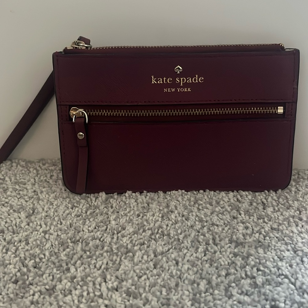 kate spade wristlet